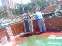 /album/reparaciones-y-mantenimiento-de-aires-acondicionado/image-680-jpg/
