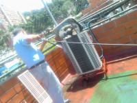 /album/reparaciones-y-mantenimiento-de-aires-acondicionado/image-685-jpg/
